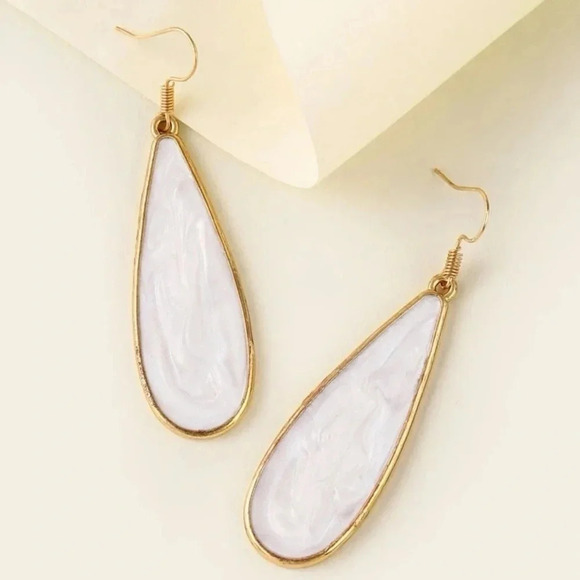 WHITE Drop Earrings - Picture 2 of 4